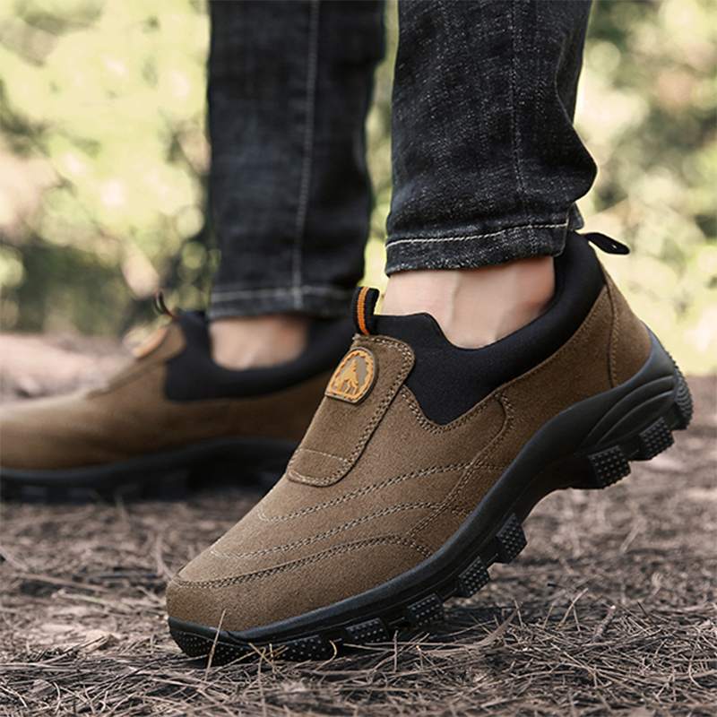 2026 Upgrade Men's Comfortable Non-Slip Pigskin Slip-On Casual Walking Shoes Outdoor Sports Shoes