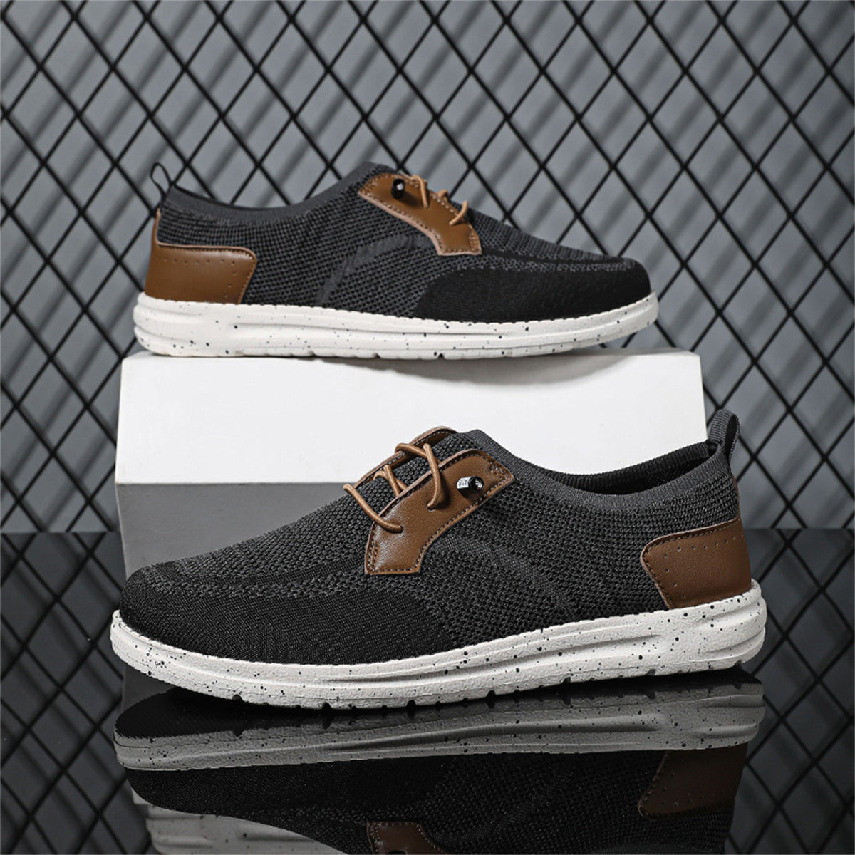 Men's Mesh Walking Shoes - Lace-Up, Breathable, Wide Toe Box with Arch Support