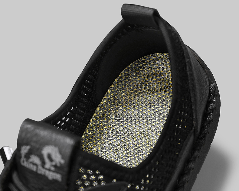 Men's Mixed Material Hiking Water Shoes - Slip-On, Lightweight, Wide Toe Box with Arch Support